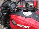 Bild#2(DUCATI-Monster-1100S_Navihalterrung_TomTom-Rider-1_Huber.jpg)