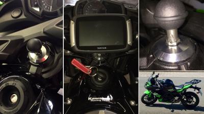 Klick für Originalgröße :Kawasaki-Ninja-650_MV-6-Kant_TomTom-Rider400-Halterung_Dollinger.jpg